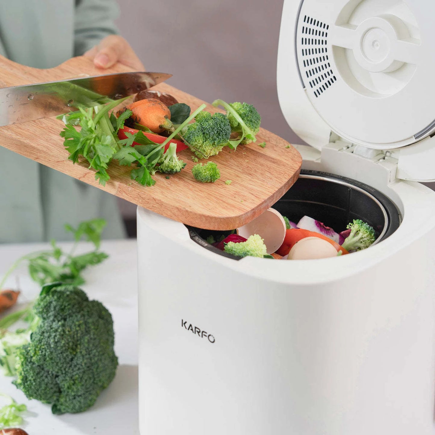 Ecostar S1 Smart Kitchen Waste Composter - Eco-Friendly Electric Bin - householdessential