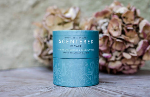 Escape Large Scented Candles Gifts for Women - Aromatherapy Candle with Clove, Oud, Cedarwood Essential Oil - Mindfulness Meditation Accessories - Highly Scented Candles Long Burning